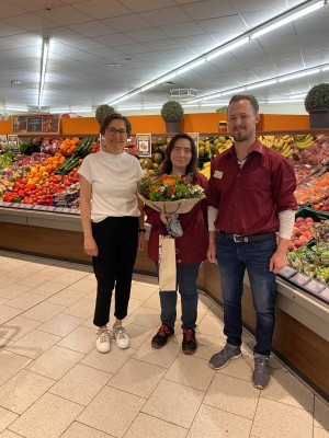 Claudia Christl 20 Jahre bei Edeka Leeb in Pilsting